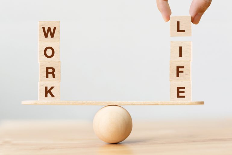 10 Tips for Managing a Healthy Work Life Balance