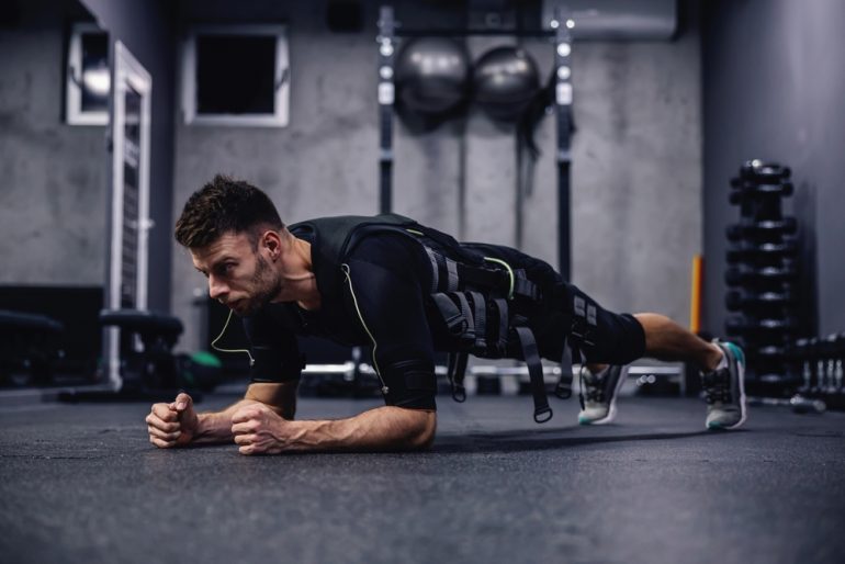 Planks vs push-ups: Know the differences, and which is better for beginners