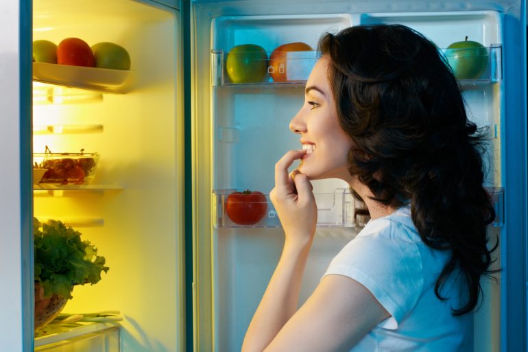 Healthy Eating At Night: 5 Tips For The Right Dinner Routine