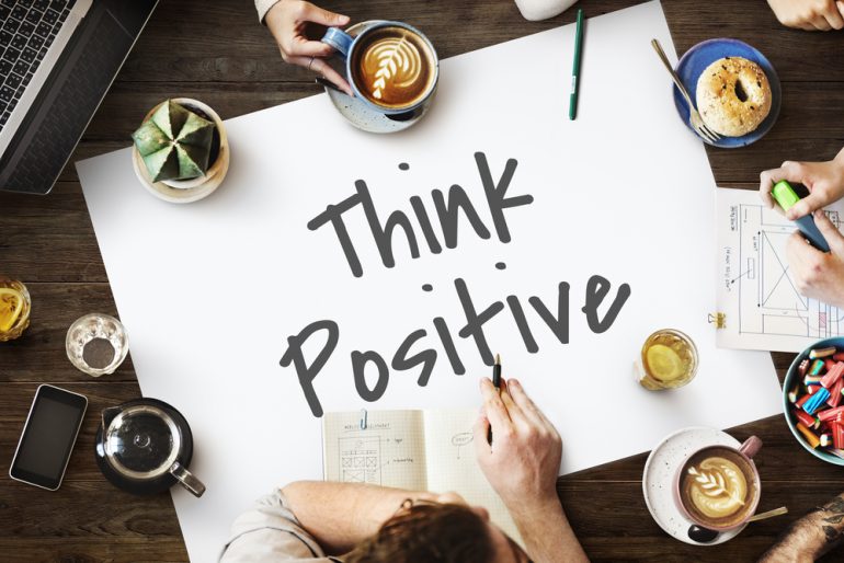 5 ways positive thinking helps in changing our life
