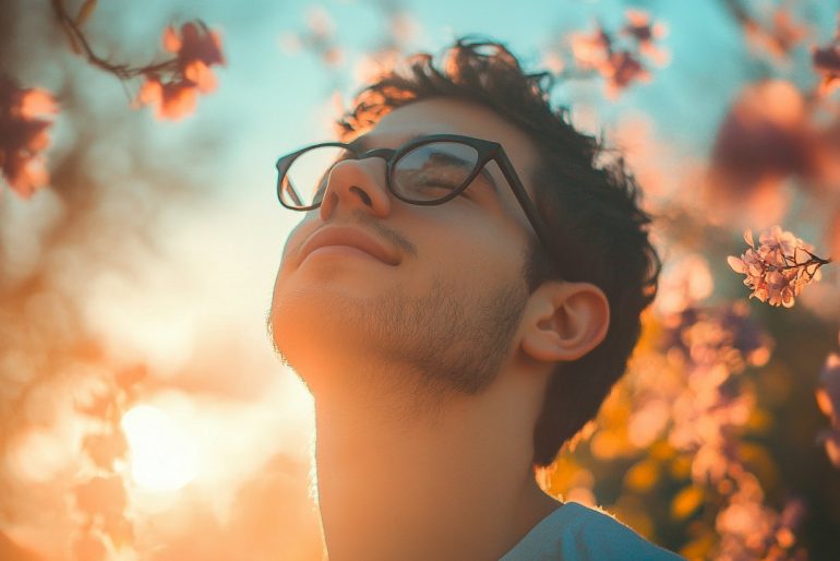 Happiness Helper: 8 Tips to Help You Focus on Positivity and Banish Negativity